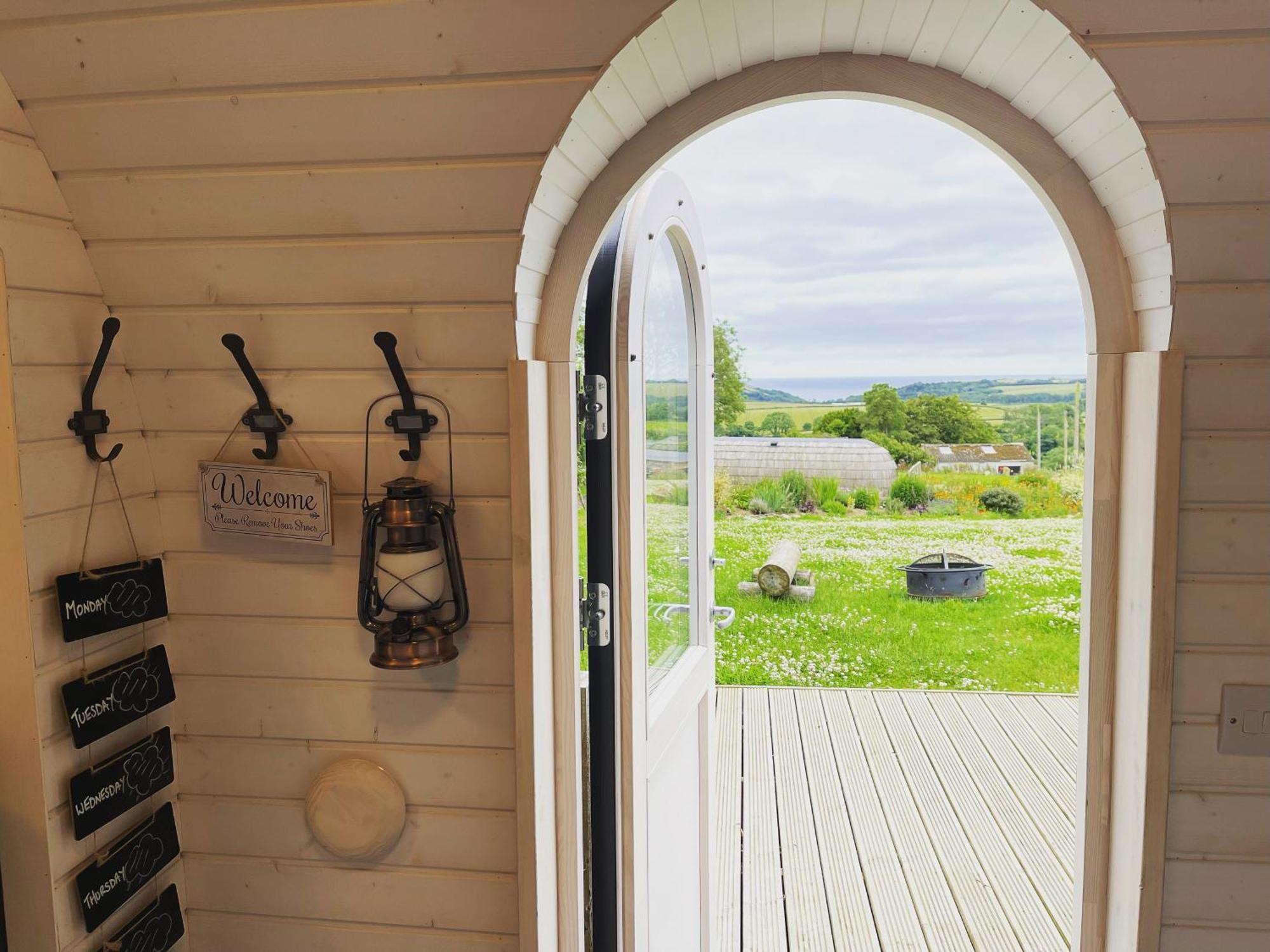Villa Clotted Cream -Lydcott Glamping, Cornish Sea Views Looe Exterior foto